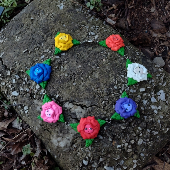 🌺The🥀Talking🌹Flowers 🌼🌸Necklace - Picture 2 of 10